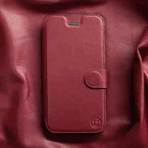 Hülle für Realme GT 2 - Farbe Dark Red Leather
